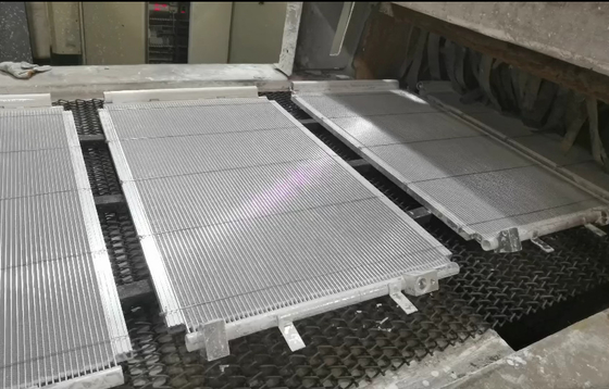 900mm Face Height Mesh Belt 250mm Maximum Height Aluminum Radiator Brazing Furnace with 35～45m 3/H Nitrogen Consumption