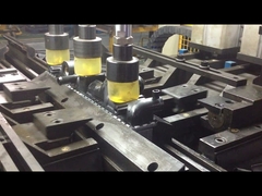 macchina automatica di aggraffatura